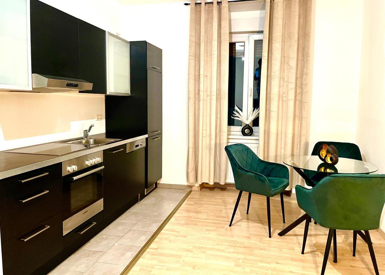 Comfy & Warm City Apartment - Self Check-In Graz Kültér fotó